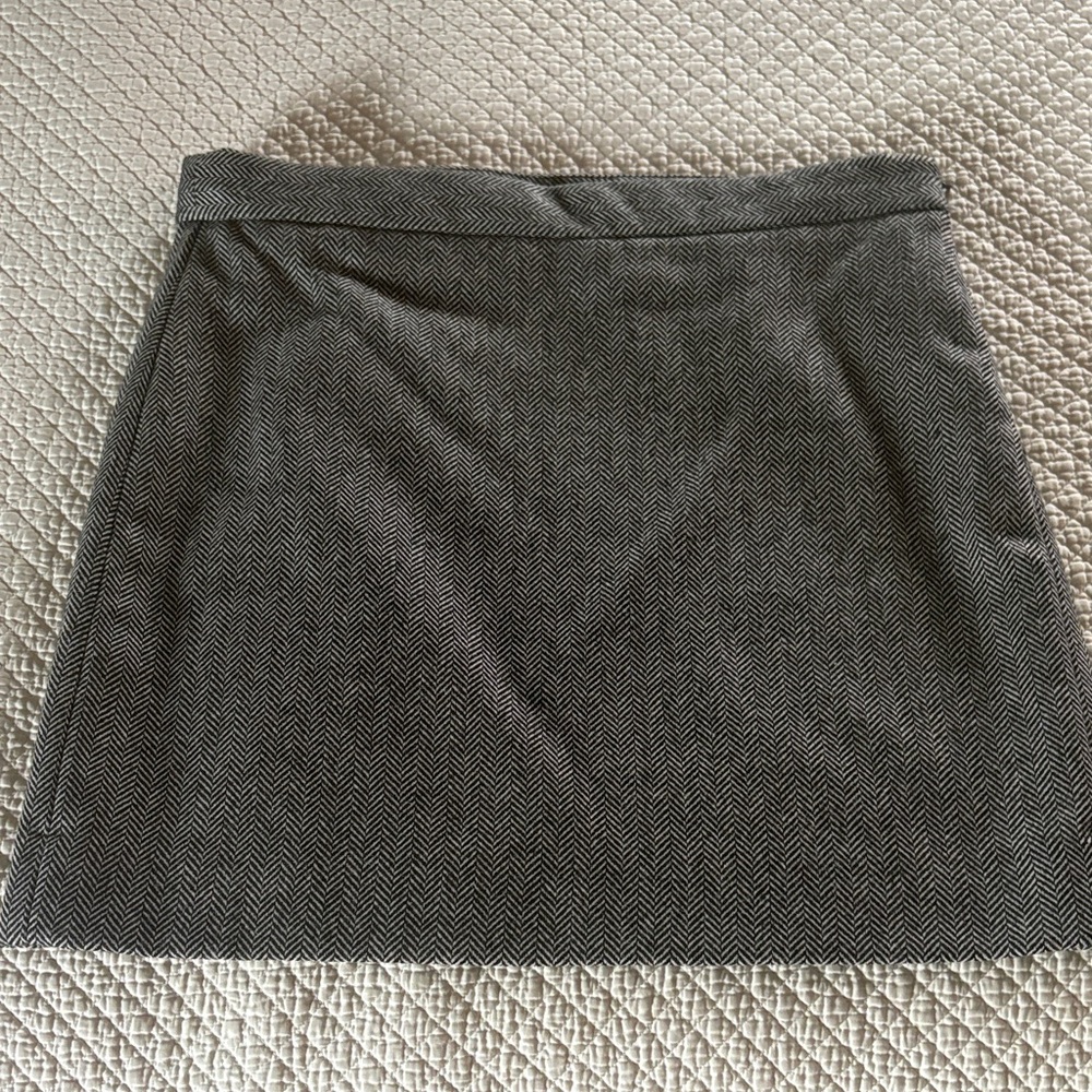 GAP Black and White Herringbone Pencil Skirt